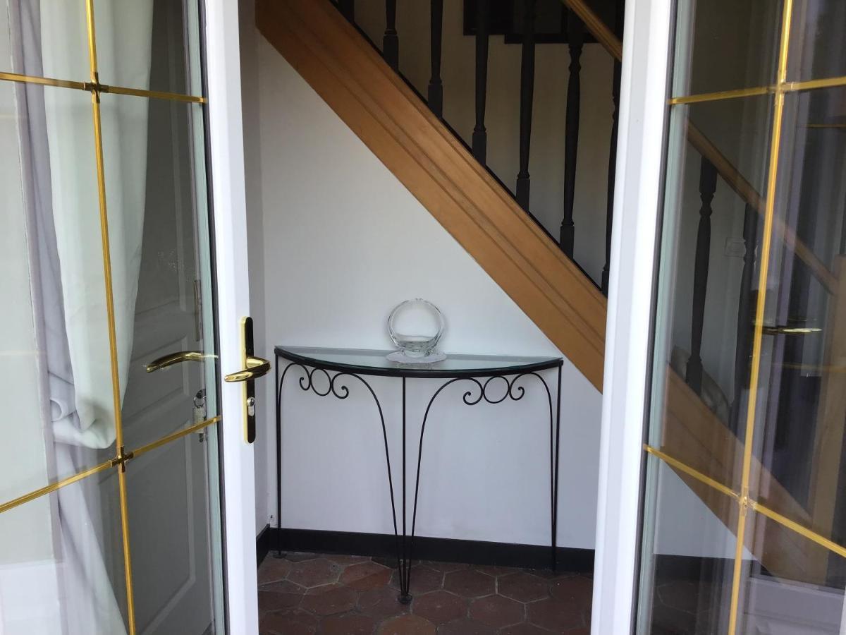 La Meuniere Villa Jouy  Екстериор снимка