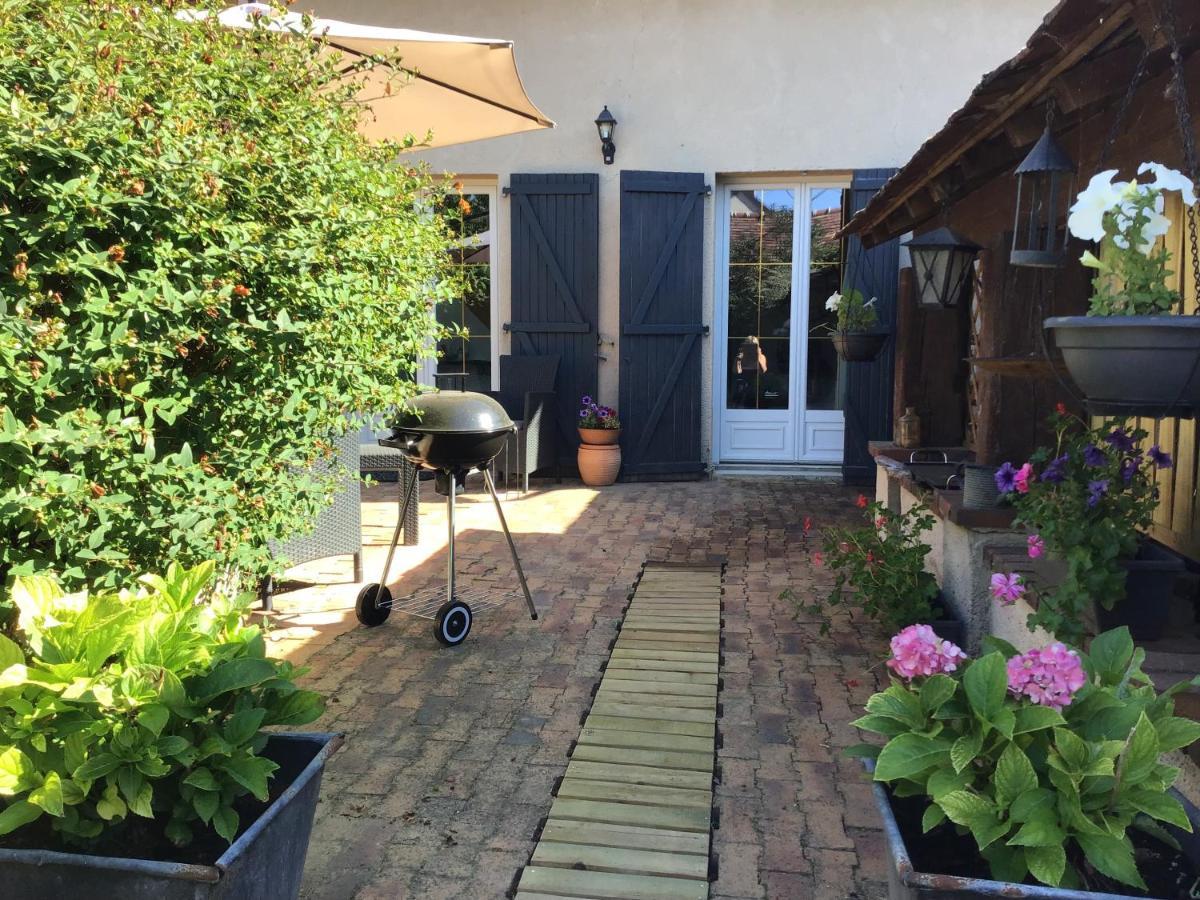 La Meuniere Villa Jouy  Екстериор снимка